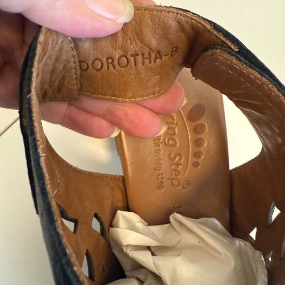 NEW Spring Step Dorotha Black Cut Out Sandals Size 8 Eu 38 Career, Casual NWOT - Picture 11 of 14